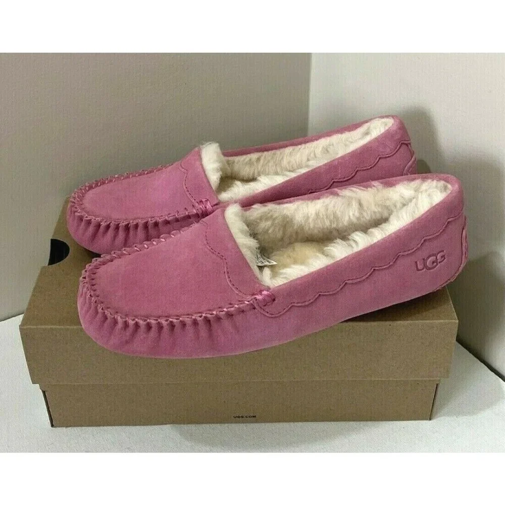 New UGG Scalloped Women Fashion Moccasin Slippers US Size 6 Wildflower